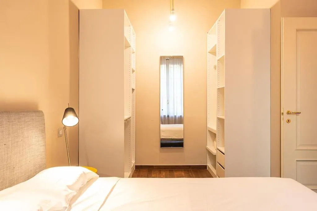 Crocetta Traviata Bilocale I Piano - Mirable Pm Apartment Milan
