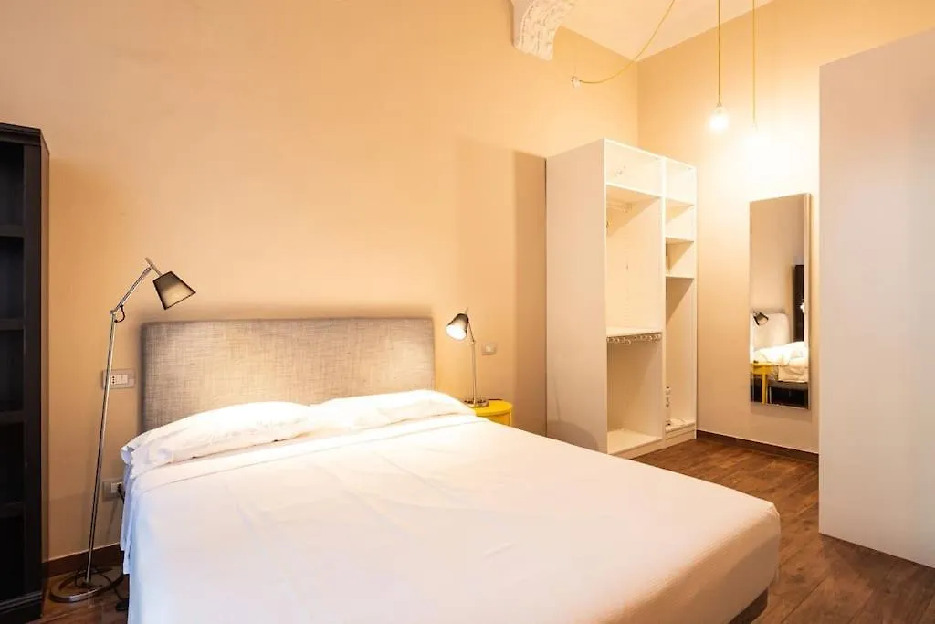 Crocetta Traviata Bilocale I Piano - Mirable Pm Apartment Milan