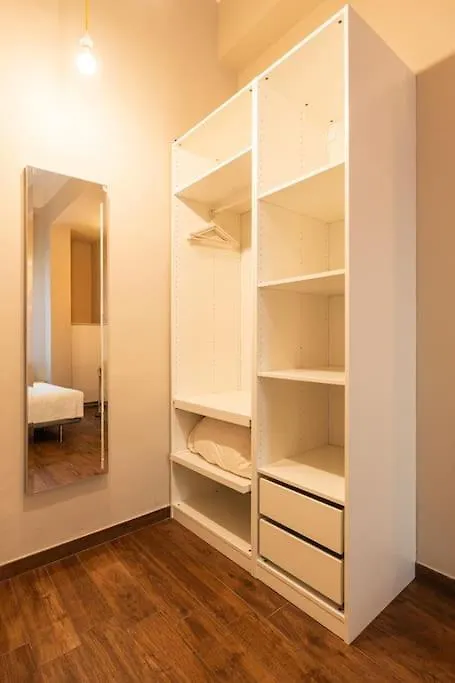 Crocetta Traviata Bilocale I Piano - Mirable Pm Apartment Milan Italy