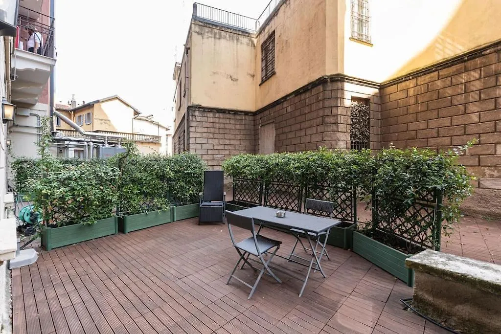 Crocetta Traviata Bilocale I Piano - Mirable Pm Apartment Milan